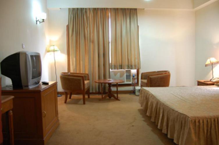 Hotel Sita Manor 괄리오르 외부 사진