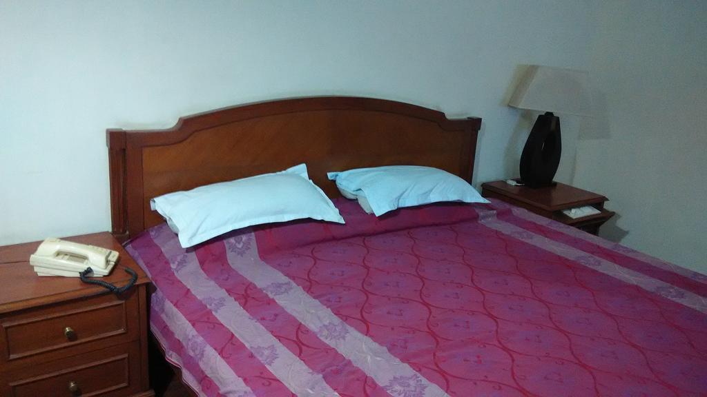 Hotel Sita Manor 괄리오르 외부 사진